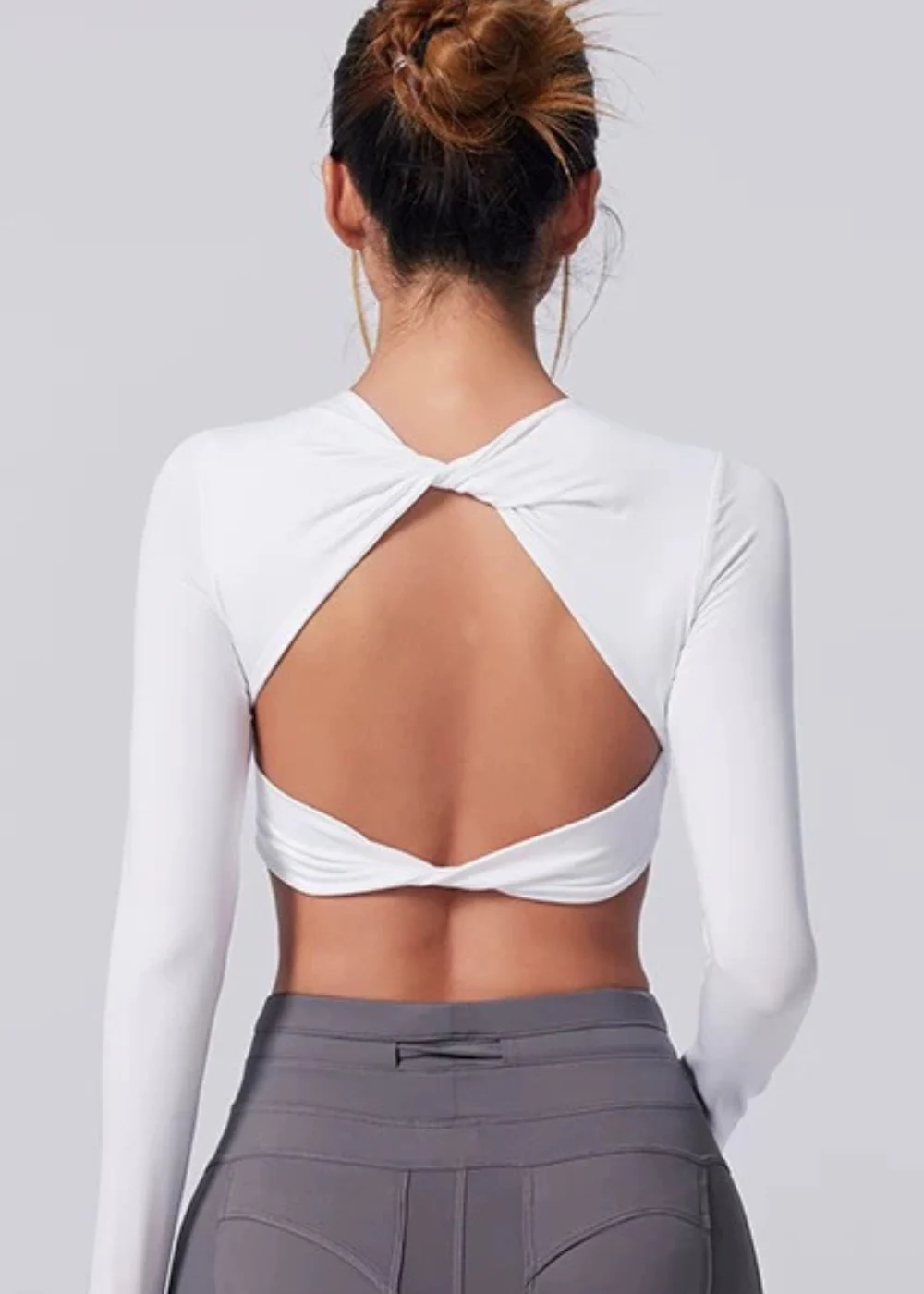 Tee-shirt - EleganceTwist - Brassière Intégrée - Vente Finale - Image 3
